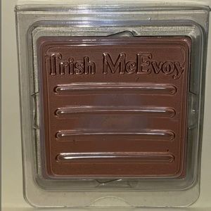 - 💯 Trish McEvoy Even Skin Portable Foundation